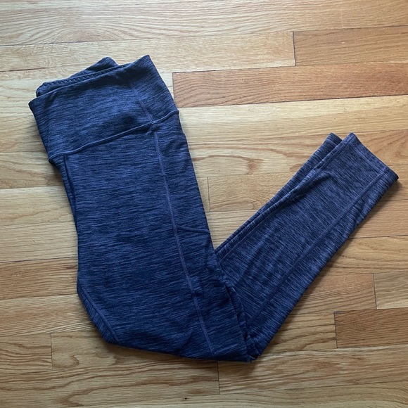 Victoria’s Secret pocket leggings - Picture 2 of 5